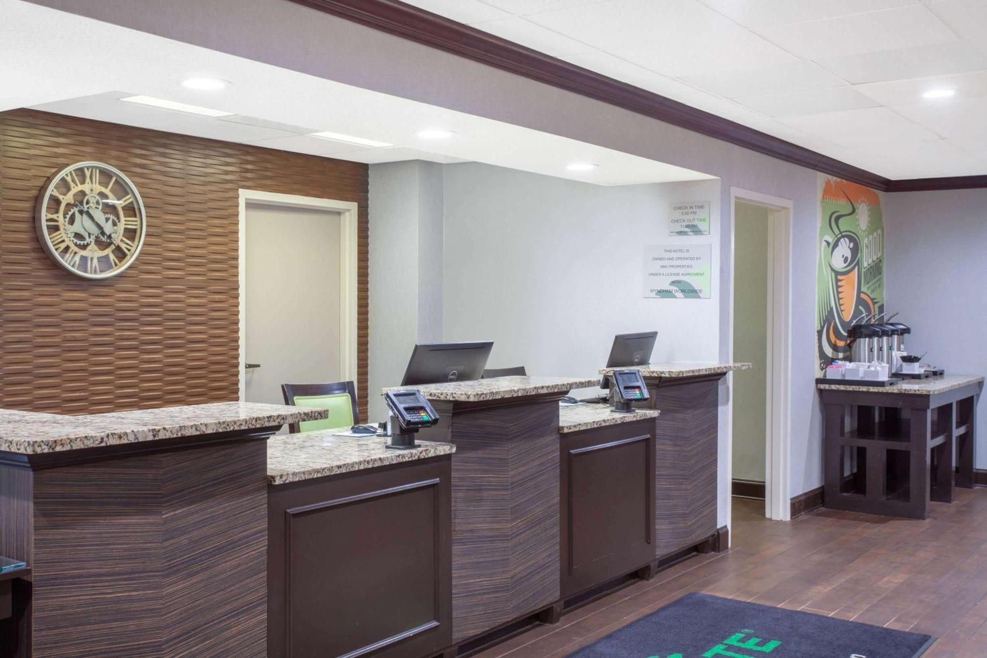Wingate By Wyndham Charleston Coliseum Hotel North Charleston Buitenkant foto
