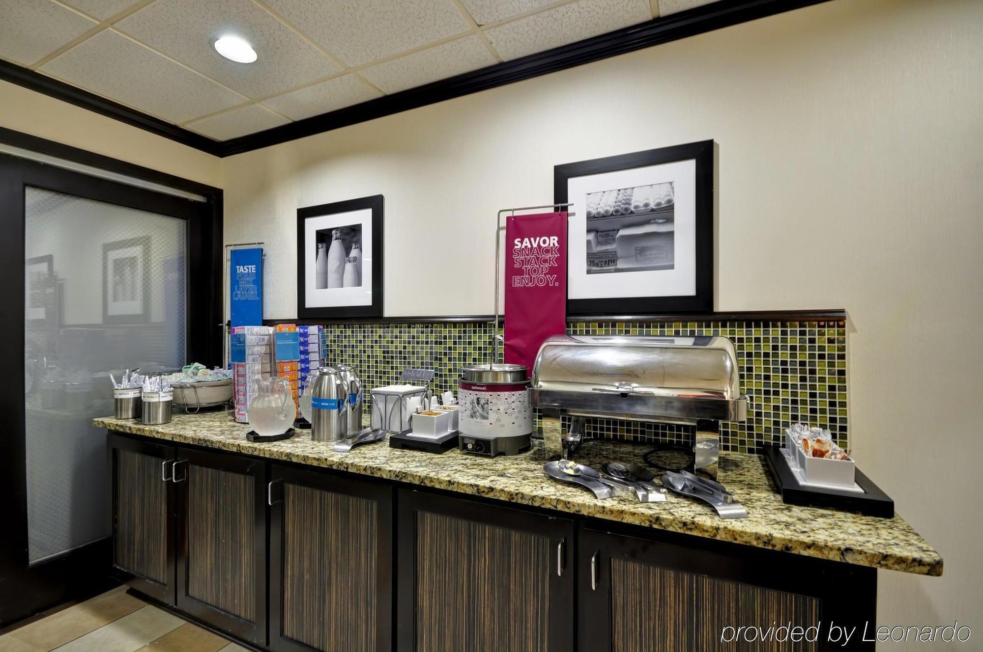 Wingate By Wyndham Charleston Coliseum Hotel North Charleston Buitenkant foto