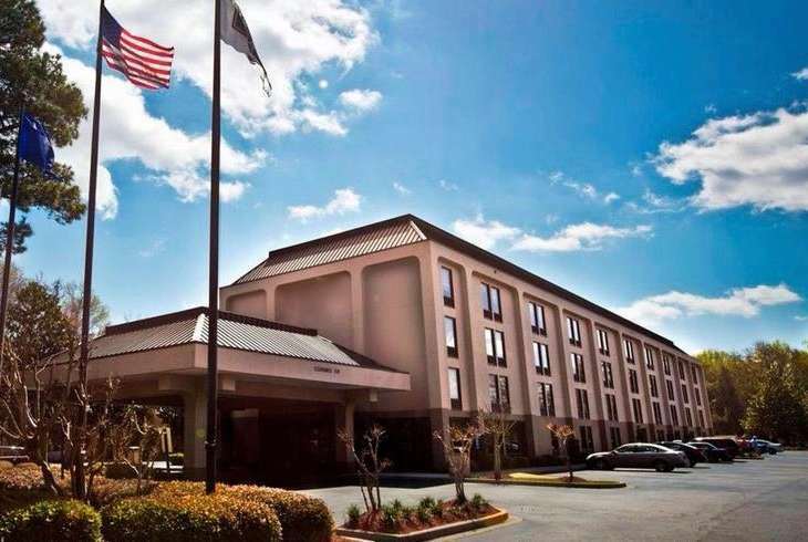 Wingate By Wyndham Charleston Coliseum Hotel North Charleston Buitenkant foto