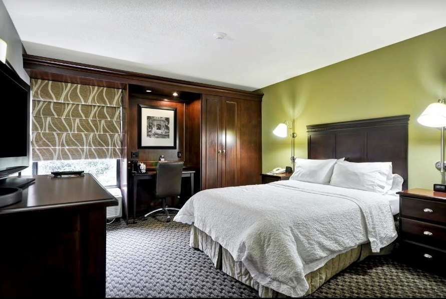 Wingate By Wyndham Charleston Coliseum Hotel Kamer foto